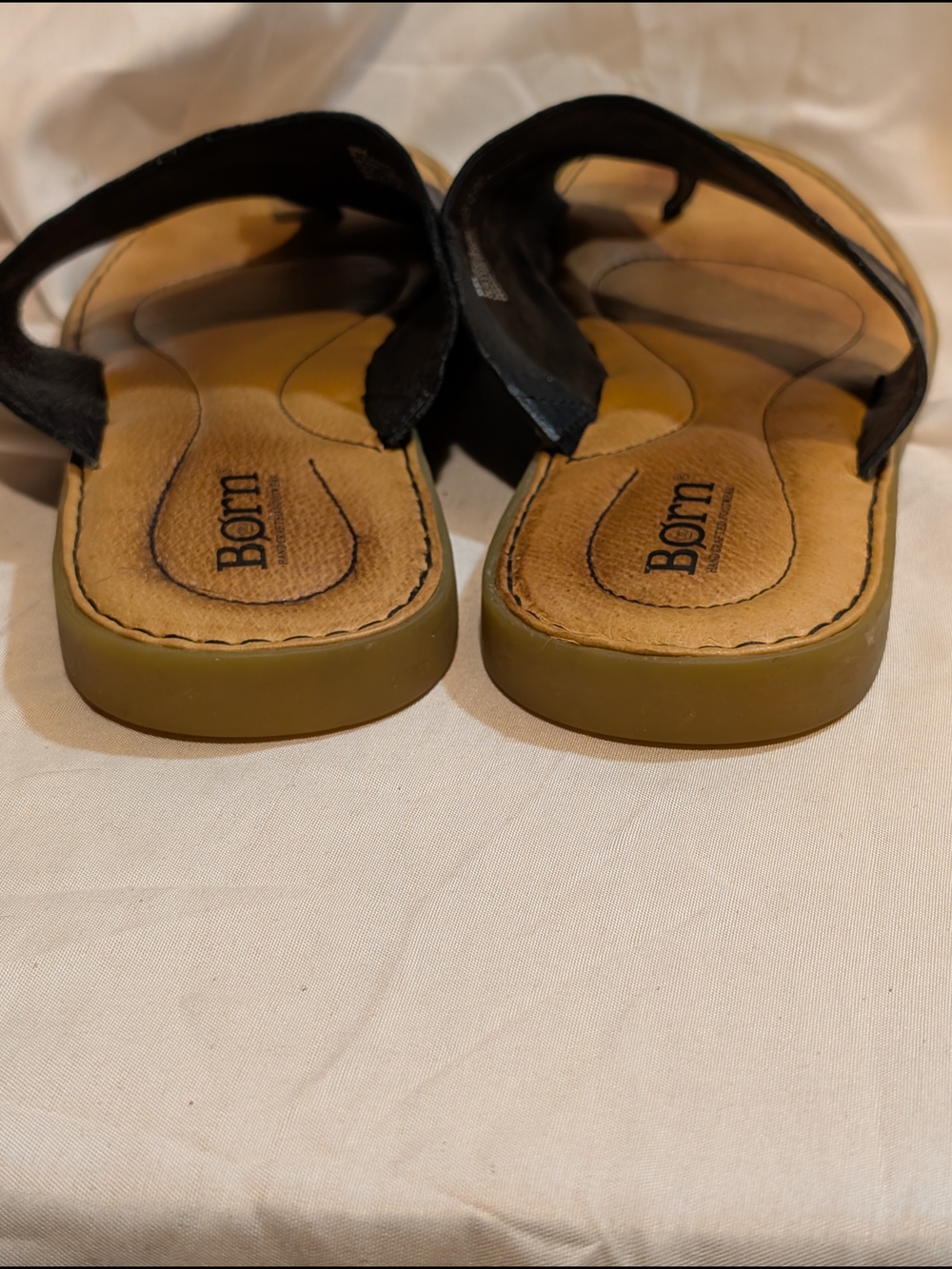 Born Black Leather Toe-Loop Women's Sandals - Picture 4 of 6